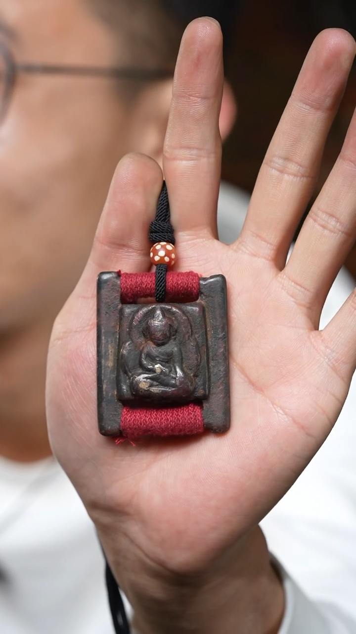 【闪购商品】老扣（多样性发货，发其一）