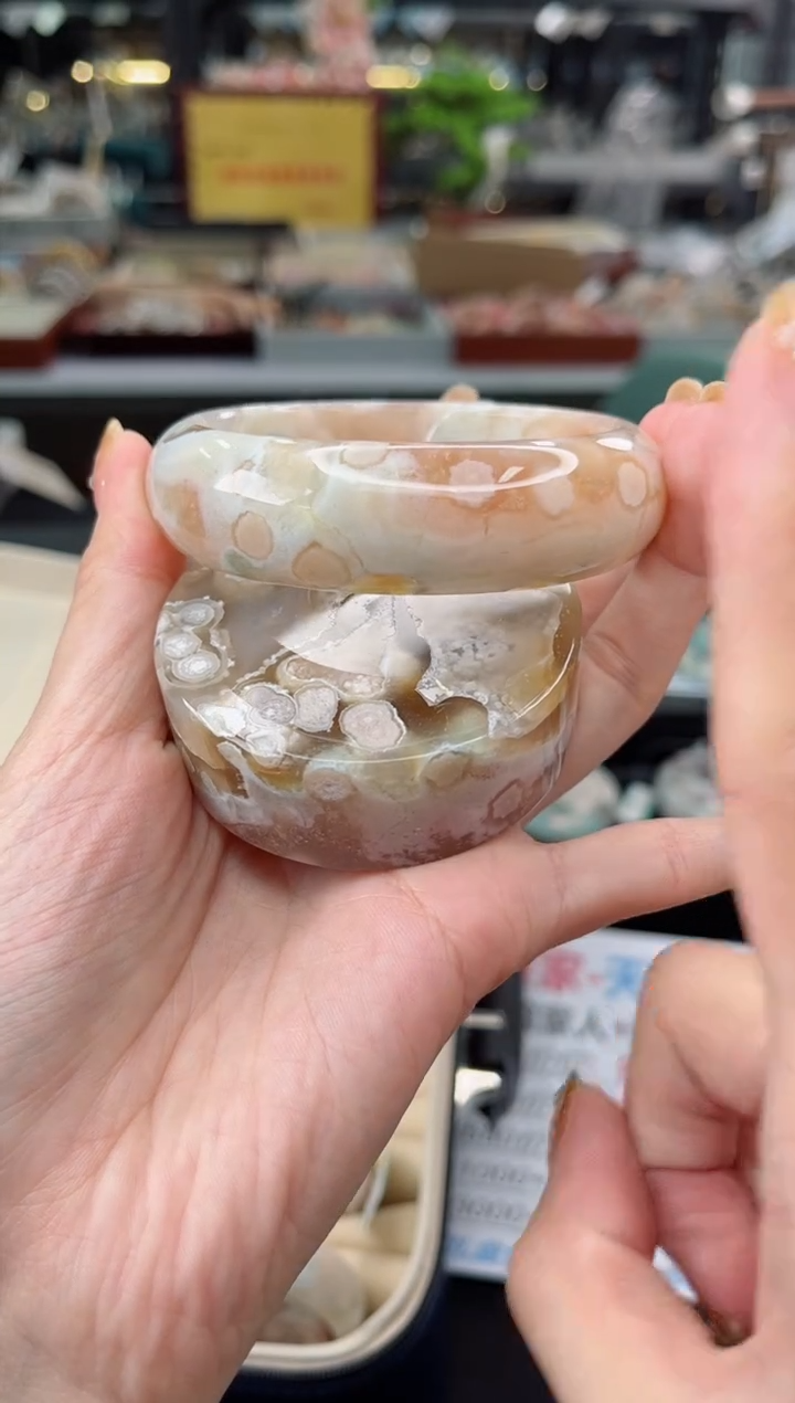 【闪购商品】石英质玉手镯未镶嵌61圈口（赠品镯心）6650544