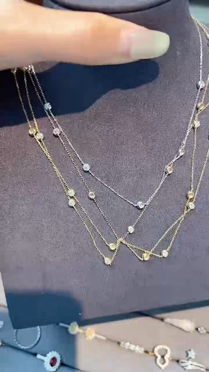 【闪购商品】钻石项链18K金镶嵌多样性发一