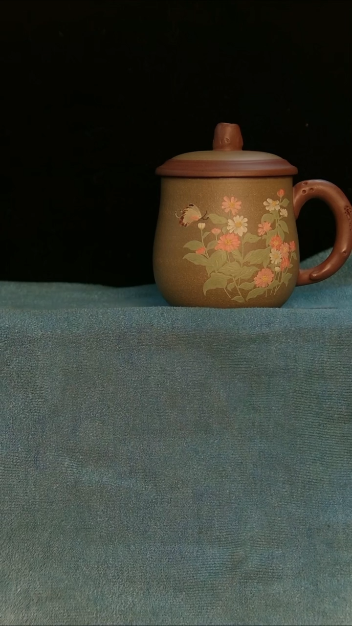 【闪购商品】紫砂紫砂盖杯手工泥绘 容量150cc