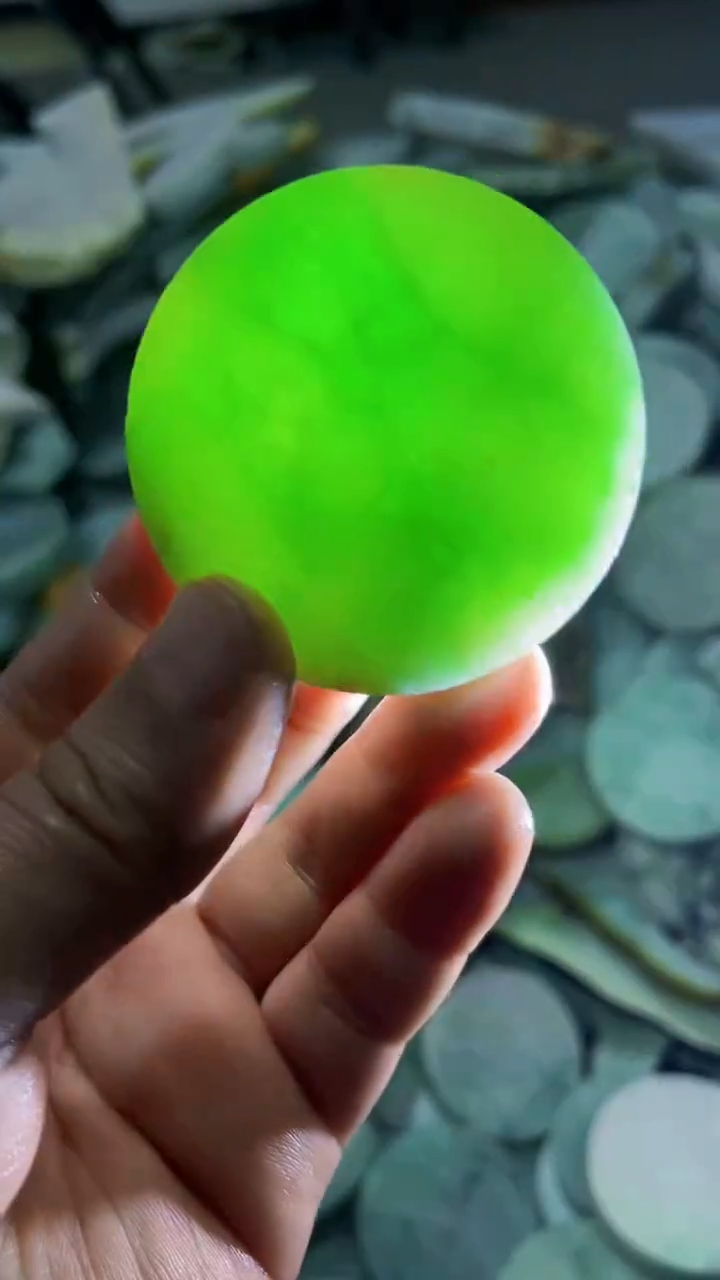 【闪购商品】翡翠挂件未镶嵌A货康壹138