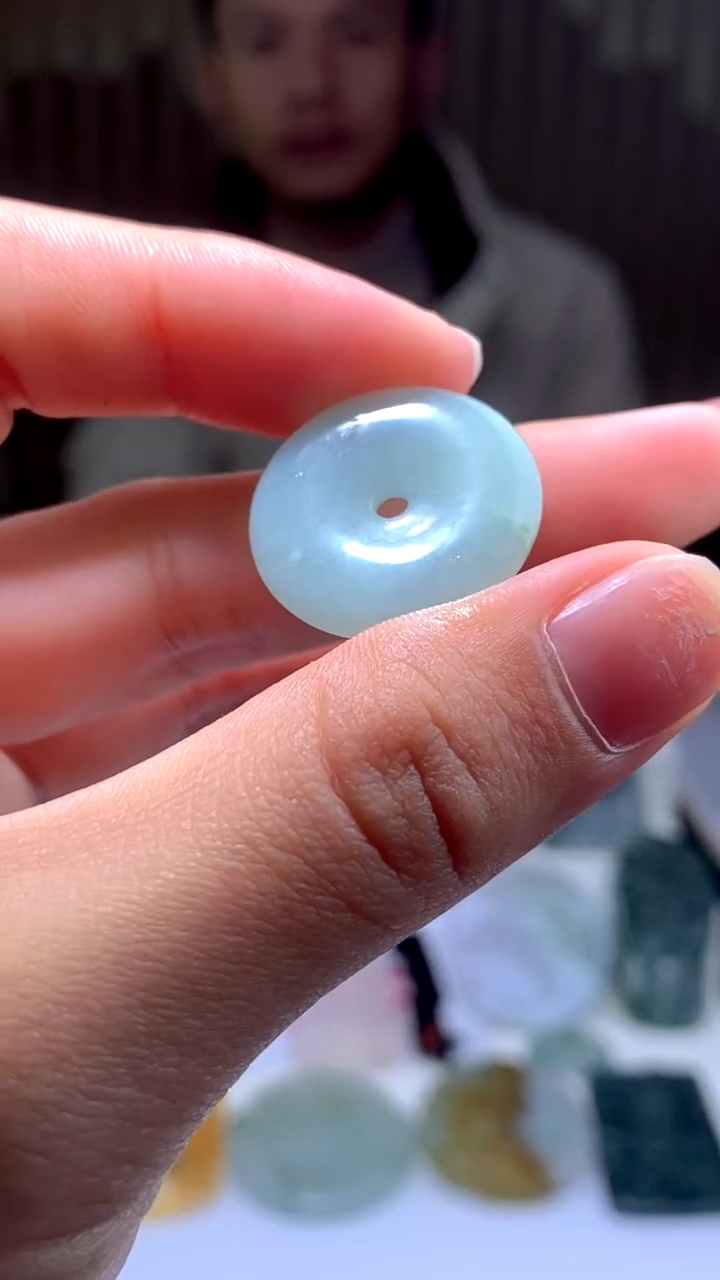 【闪购商品】翡翠颈饰未镶嵌多样性发其一