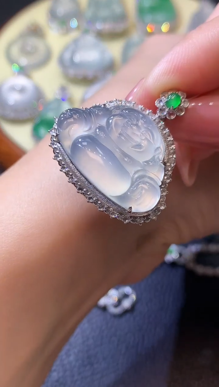 【闪购商品】翡翠吊坠(不含链)18K金镶嵌D39