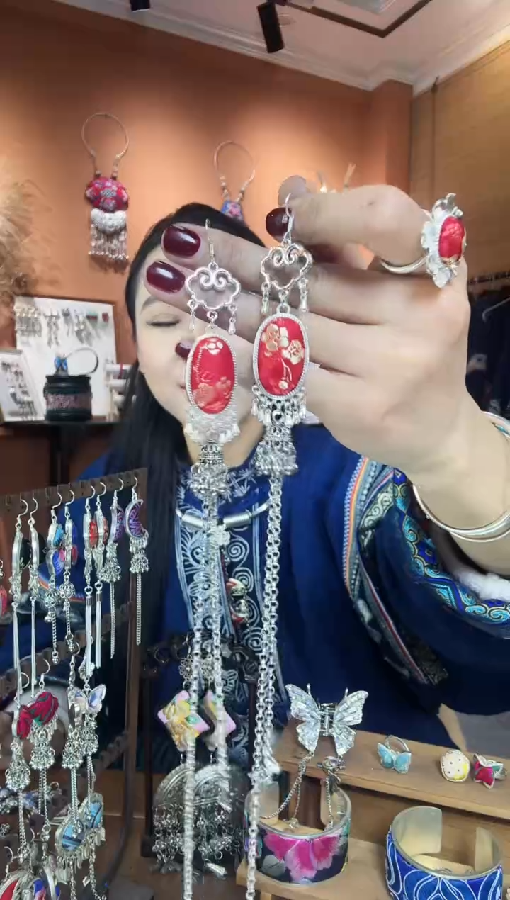 【闪购商品】刺绣纯手工民族风耳环