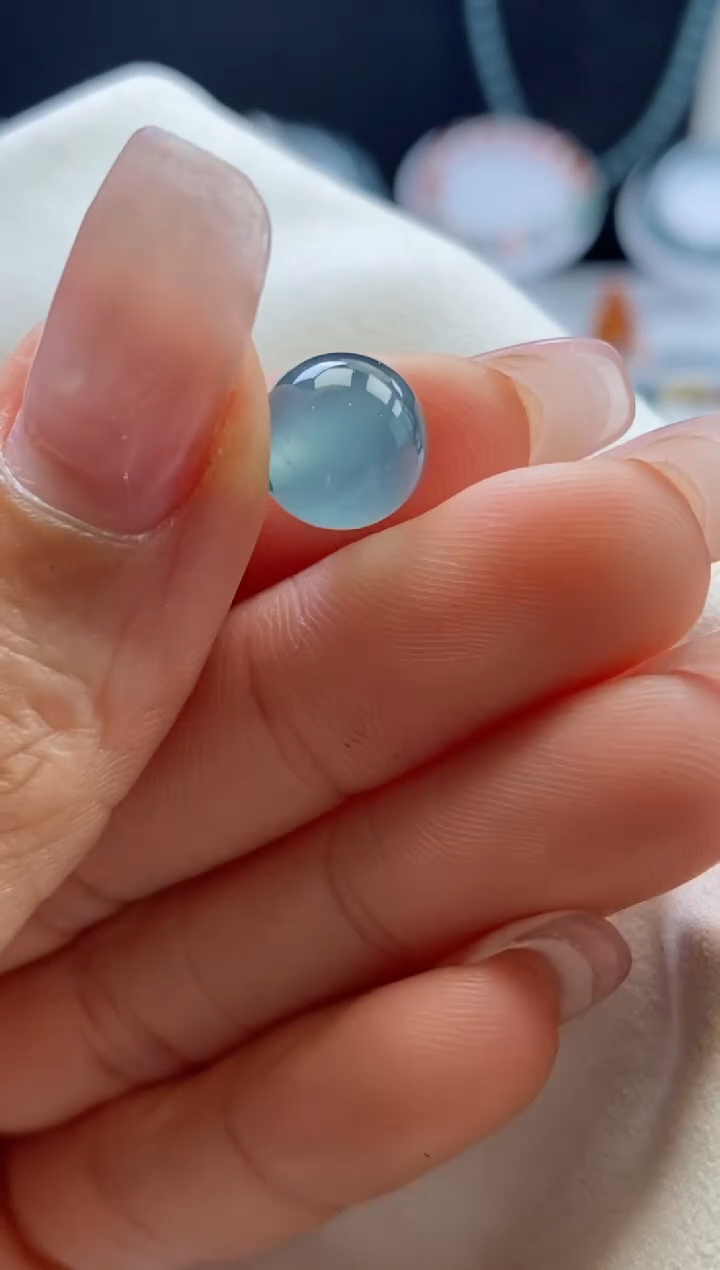 【闪购商品】翡翠颈饰未镶嵌0683246345