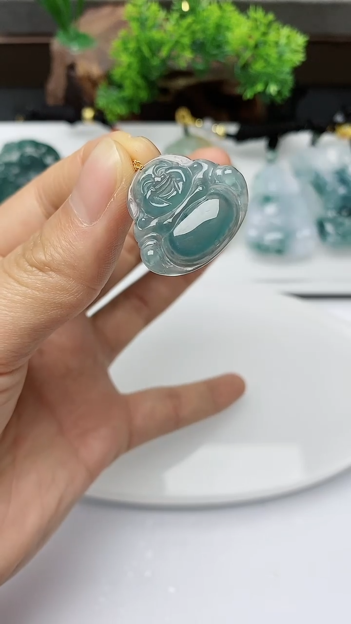 【闪购商品】翡翠颈饰18K金镶嵌多样性发其一