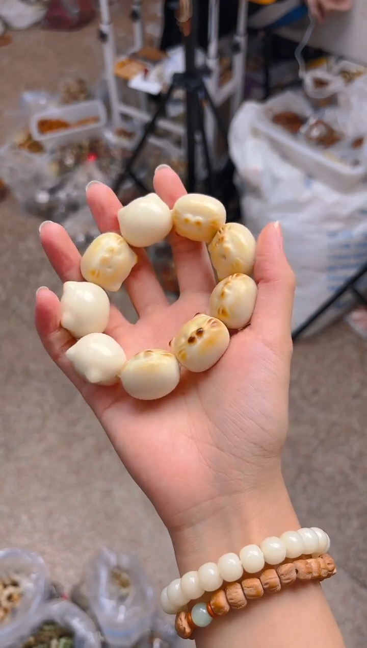 吊坠菩提根/象牙果猫咪头单圈