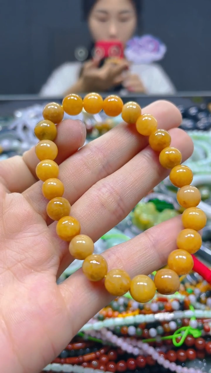 颈饰未镶嵌翡翠8MM/T/翡翠A货，一件也是批发价