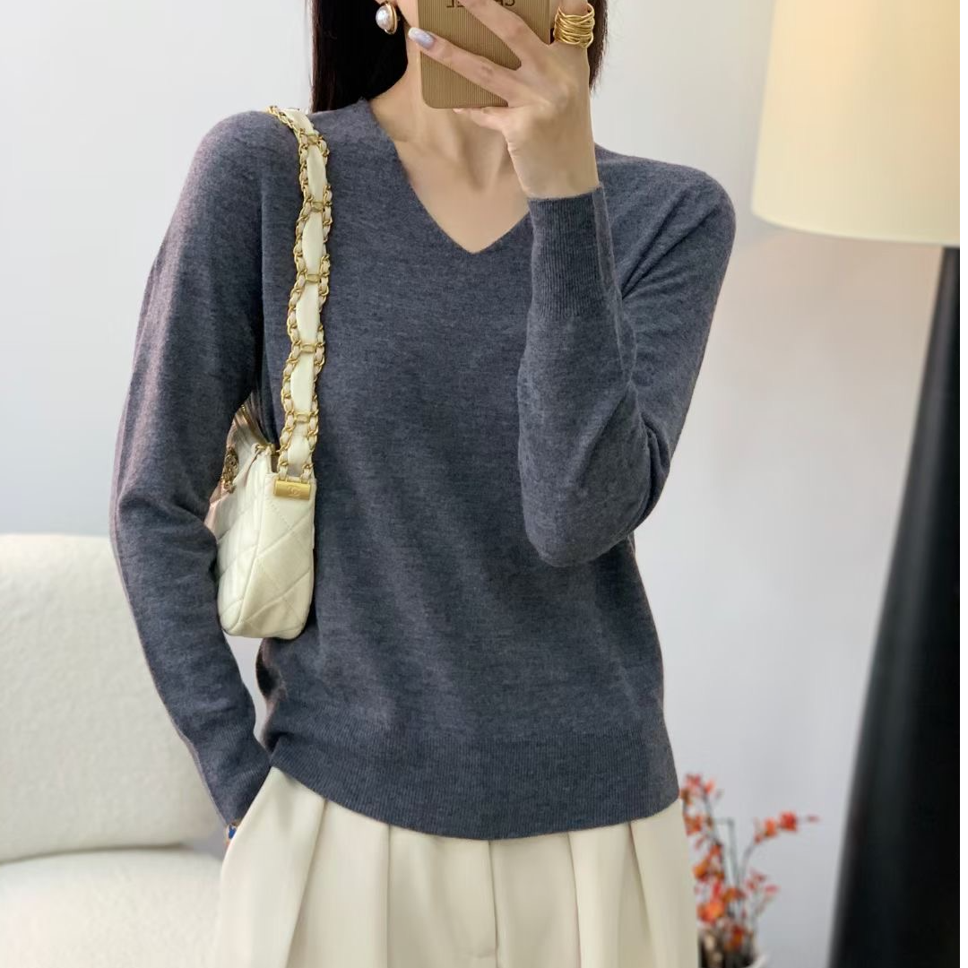 精纺100%60支绵羊毛可机洗V领针织气质上衣羊毛衫23196#