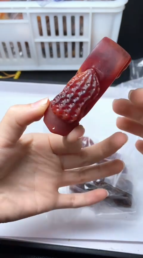 所见即所得116吊坠