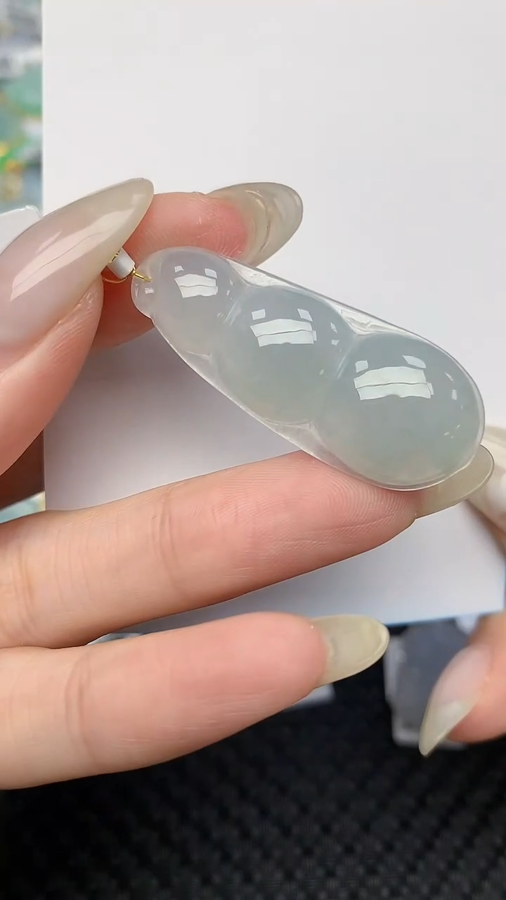 翡翠18K金镶嵌颈饰天然翡翠a货