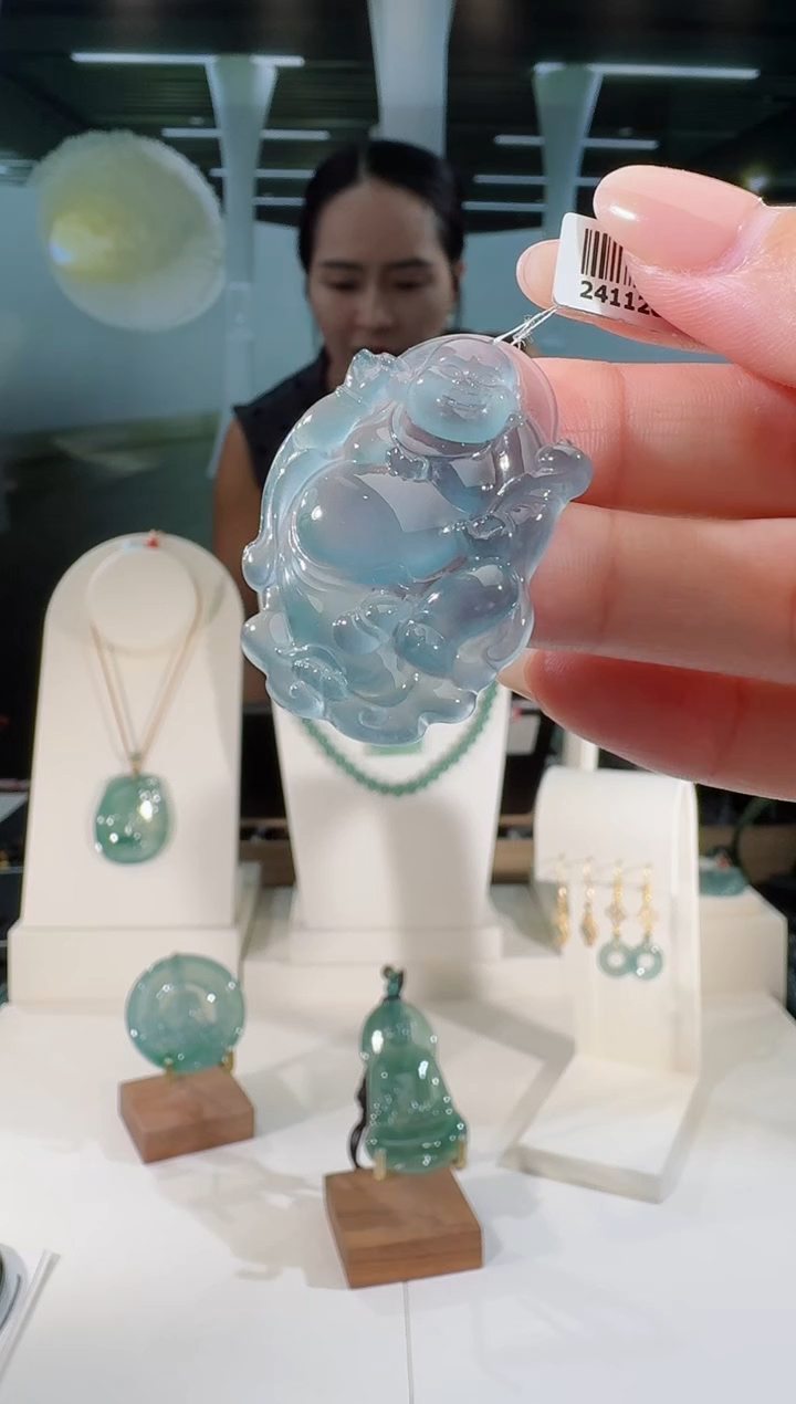 翡翠未镶嵌吊坠(不含链)佛公多样性发一
