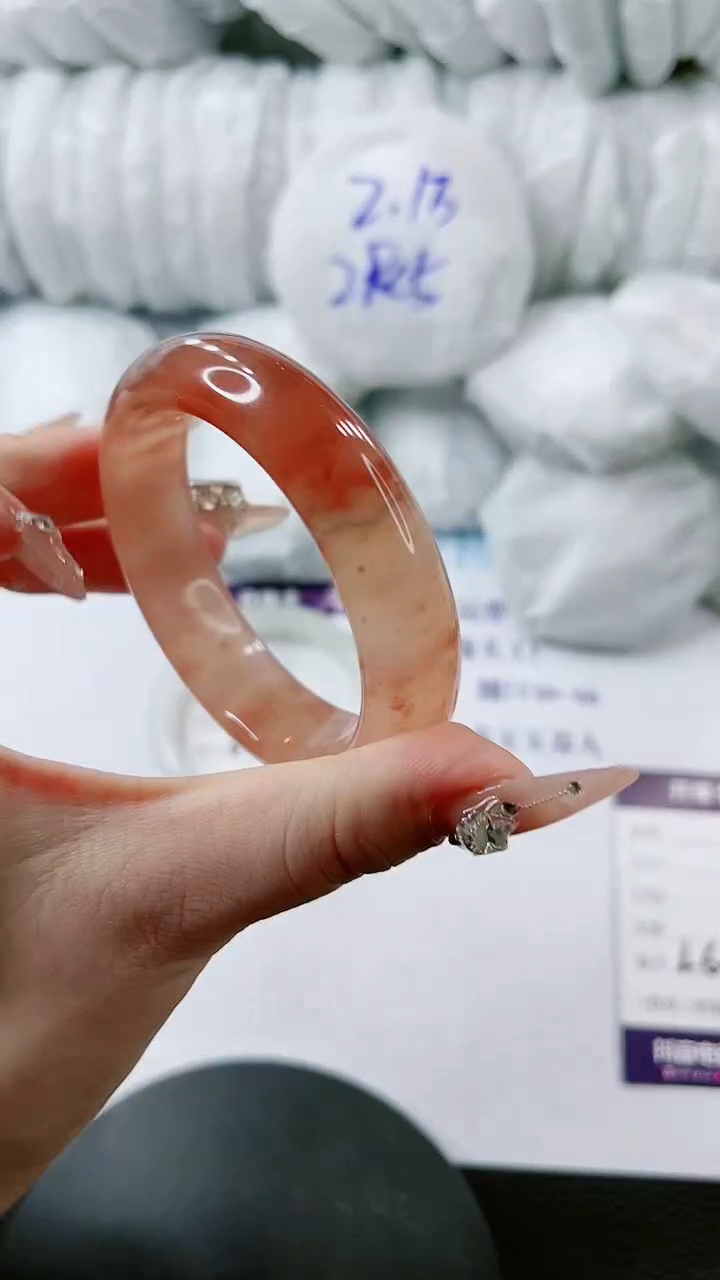 【闪购商品】石英质玉手镯未镶嵌多样性发货L640