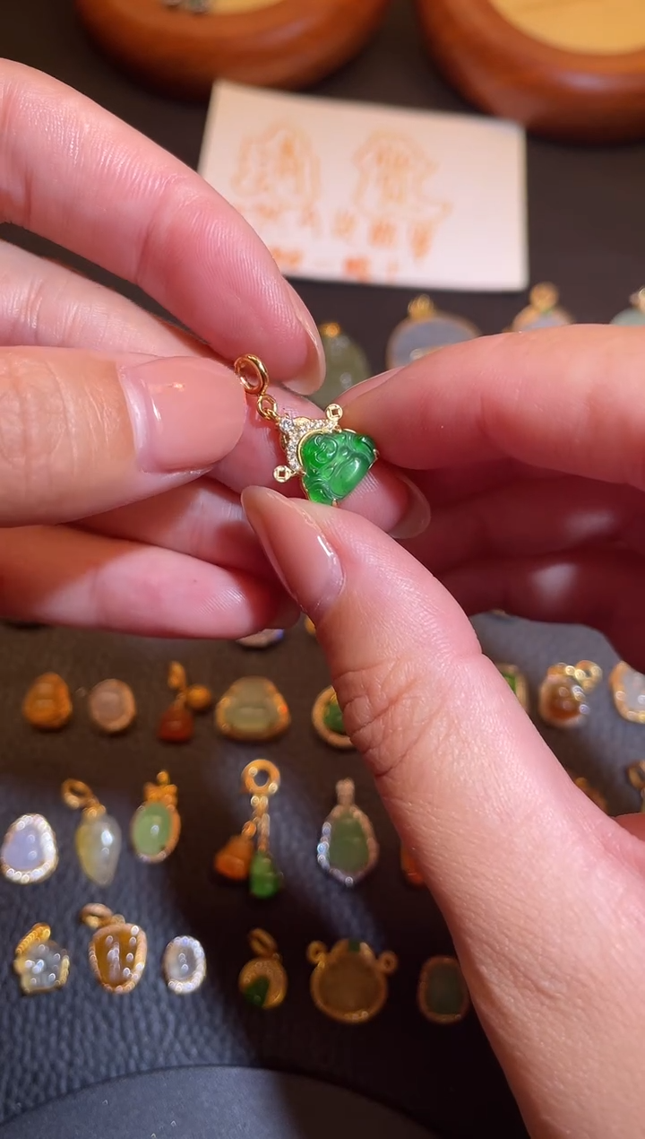 颈饰银S925镶嵌翡翠a货翡翠