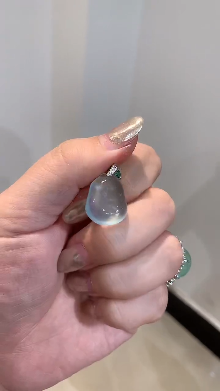 未镶嵌蛇纹石玉吊坠(不含链)福瓜