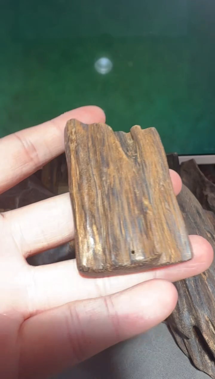 沉香吊坠多样性发