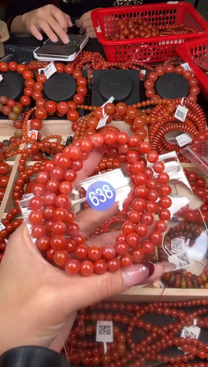 【闪购商品】南红玛瑙珠宝奇石未镶嵌638-8