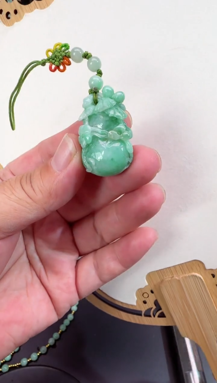 【闪购商品】定制翡翠未镶嵌牌子