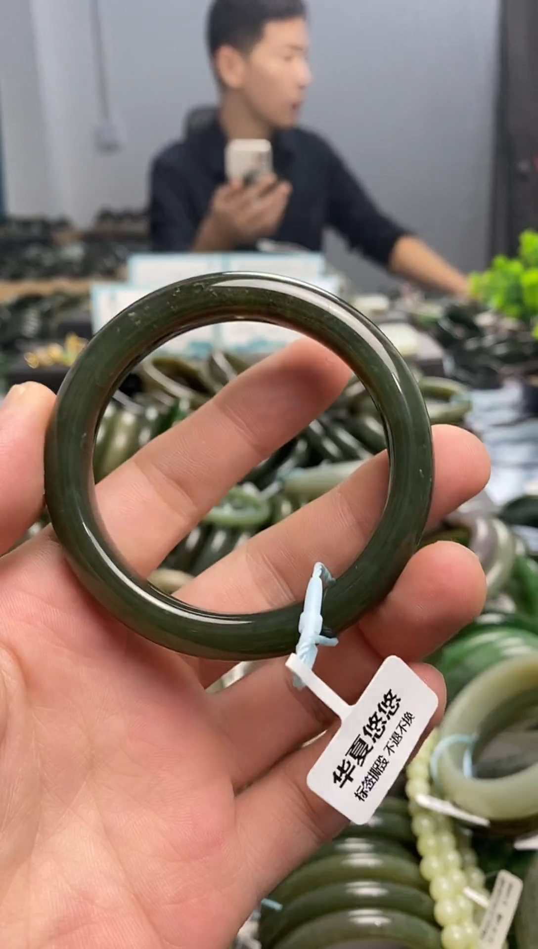 未镶嵌手镯和田玉54.7