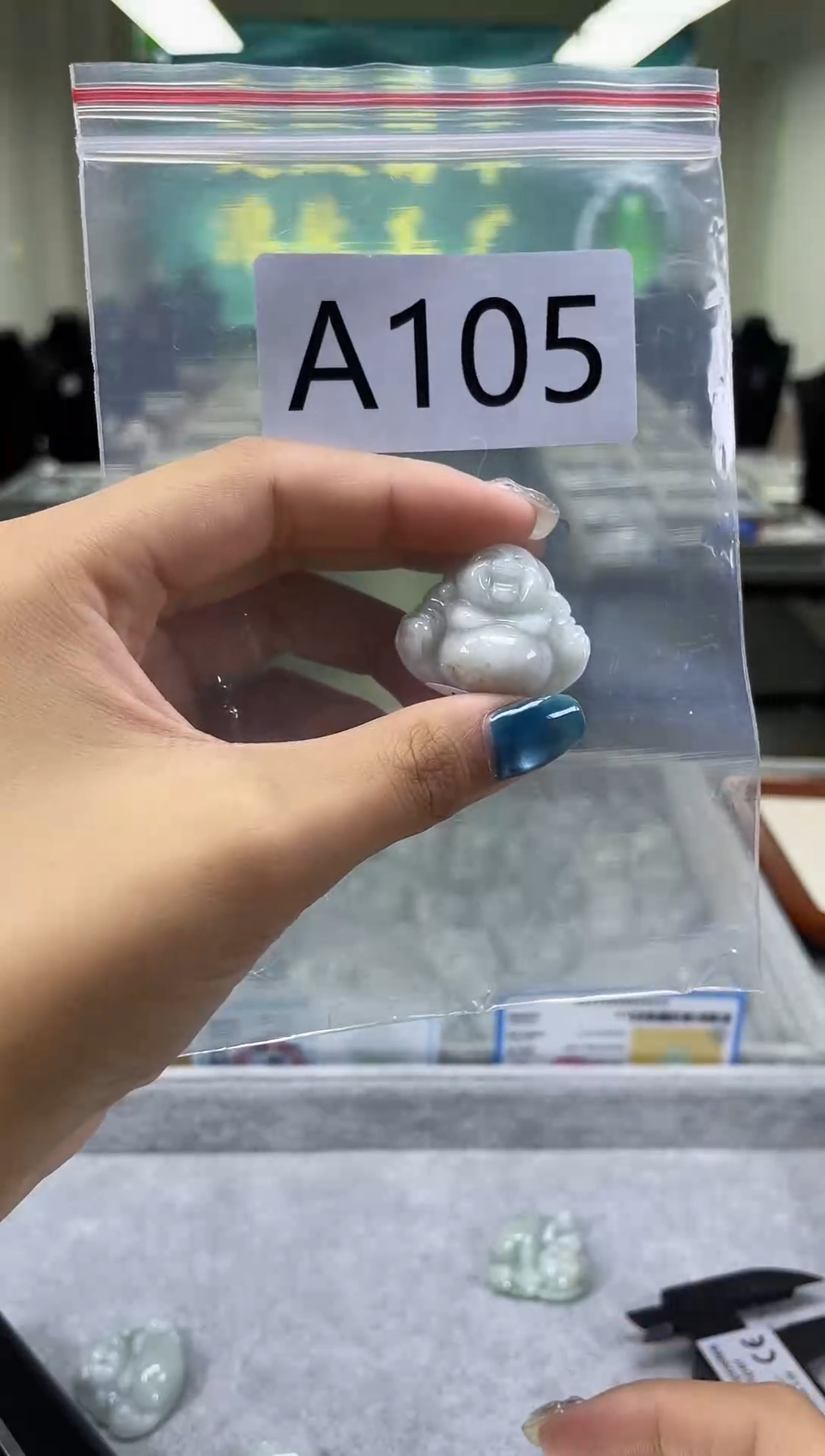 翡翠挂件未镶嵌a015