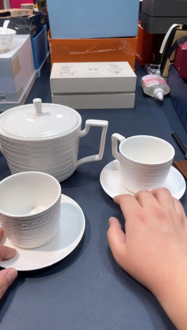 【闪购商品】碗S557全场正品，京东包邮