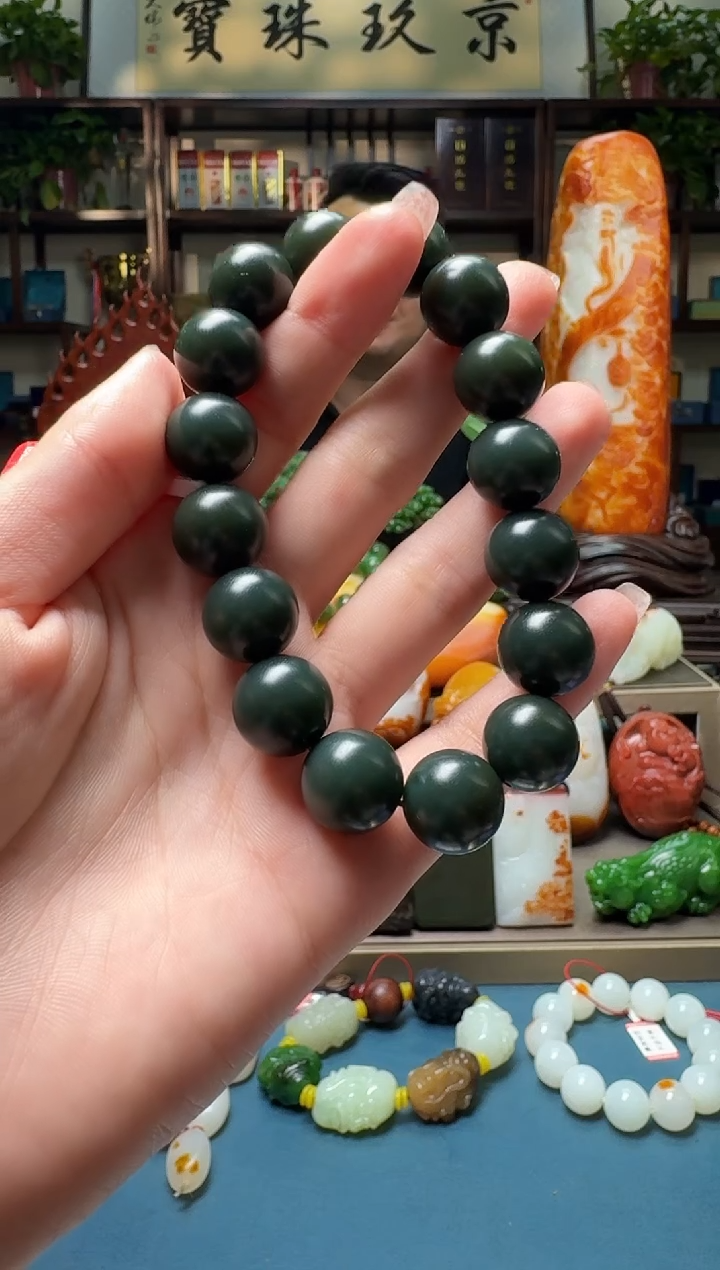 手串未镶嵌和田玉szq