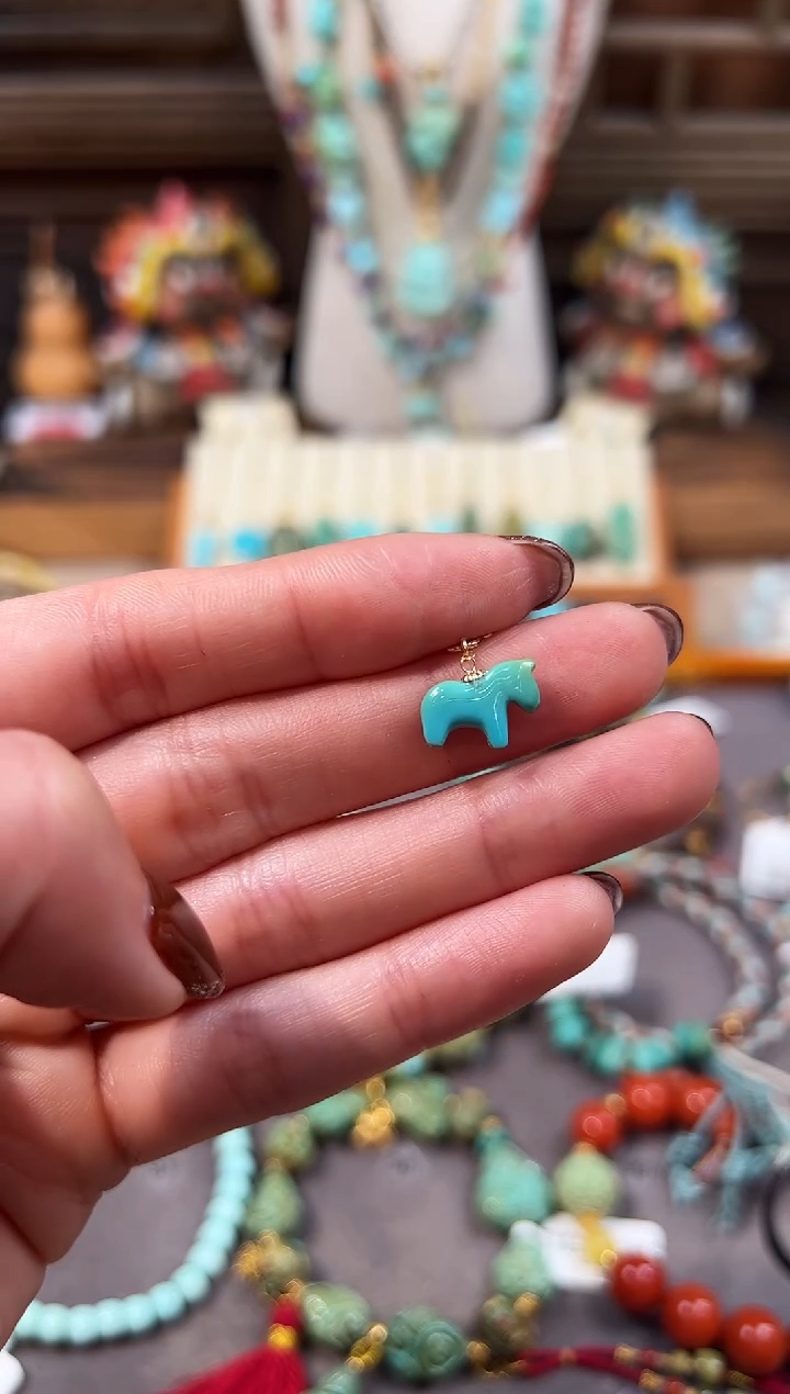 18K金镶嵌绿松石提溜圆*芯绿松石提溜