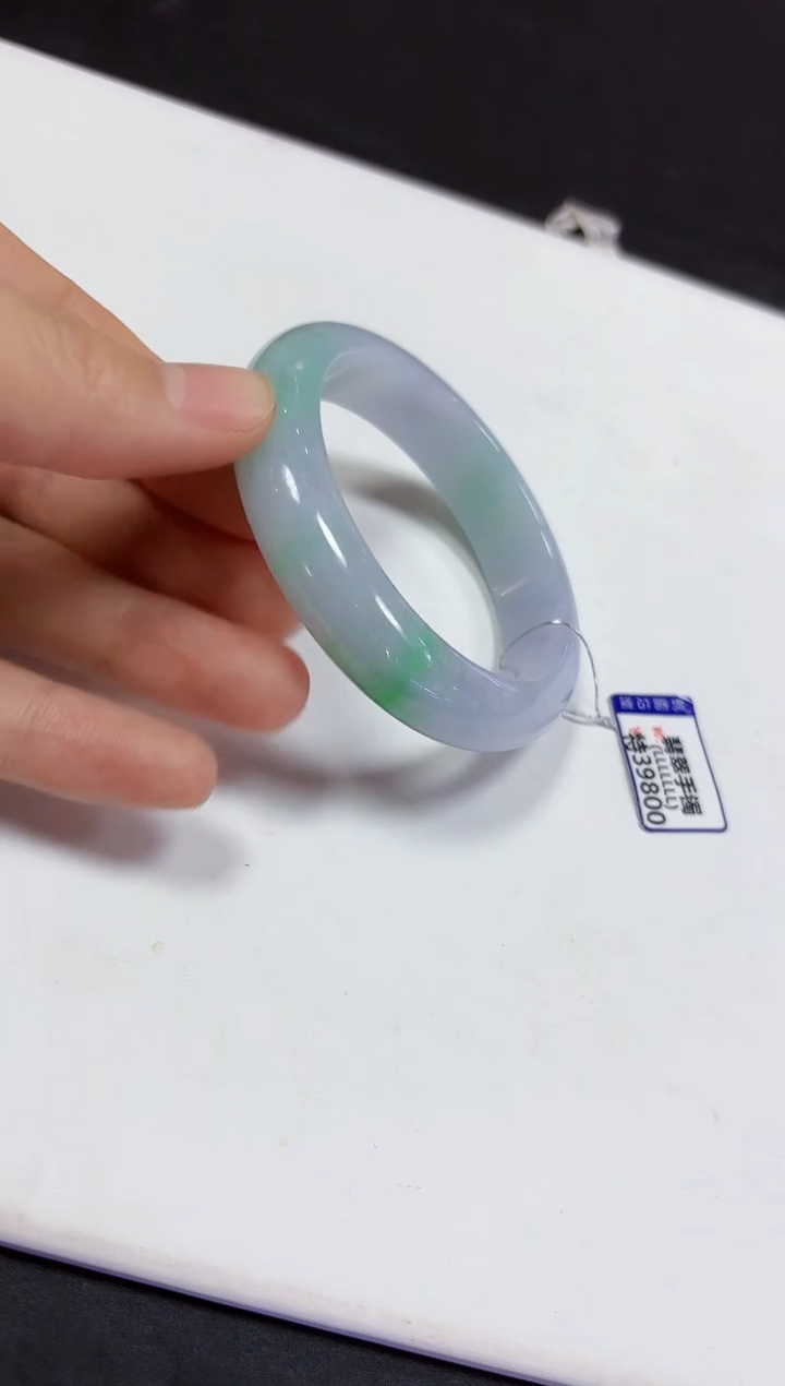 【闪购商品】翡翠颈饰未镶嵌53手镯