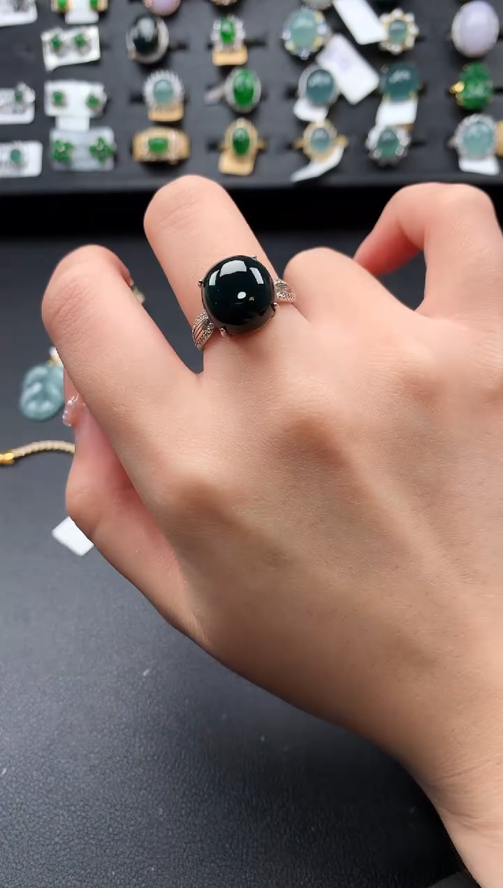 【闪购商品】翡翠戒指银S925镶嵌52141