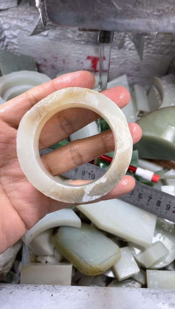 【闪购商品】定制和田玉定制手镯微瑕53-54