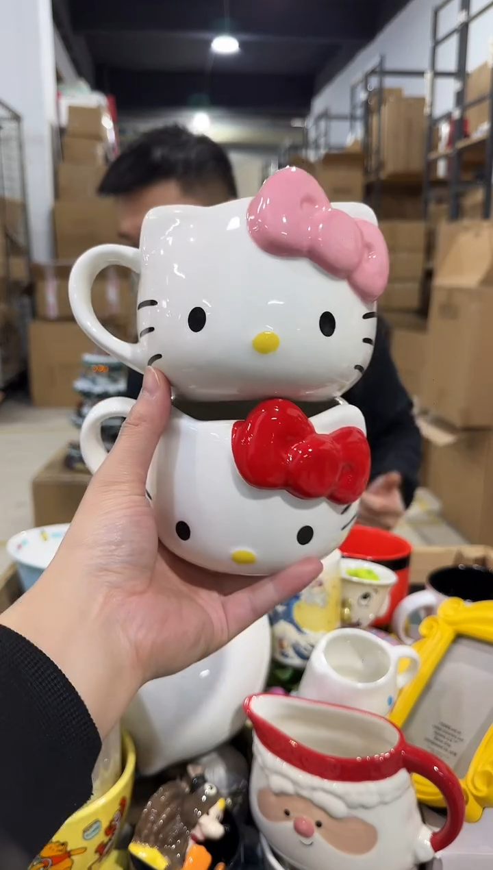 瓷片大号红色加粉色kt头杯2件套