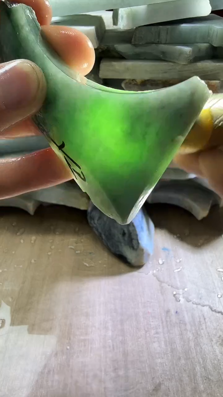 裸石翡翠天然翡翠A货花347