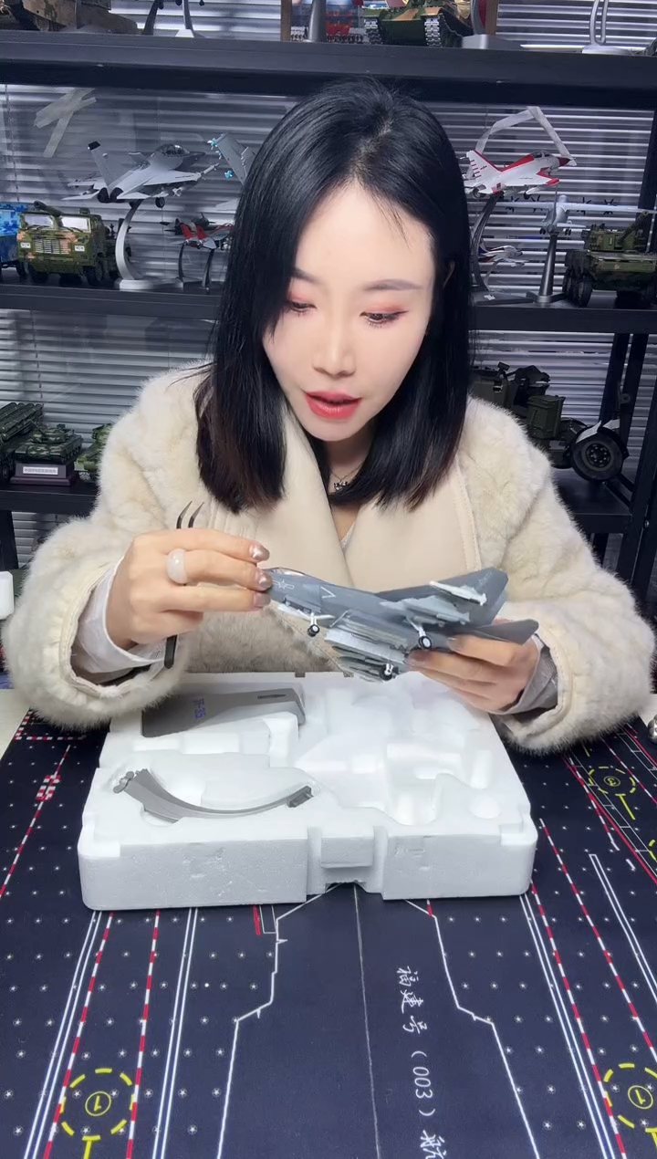 1/72 合金飞机模型歼35 AF 微瑕