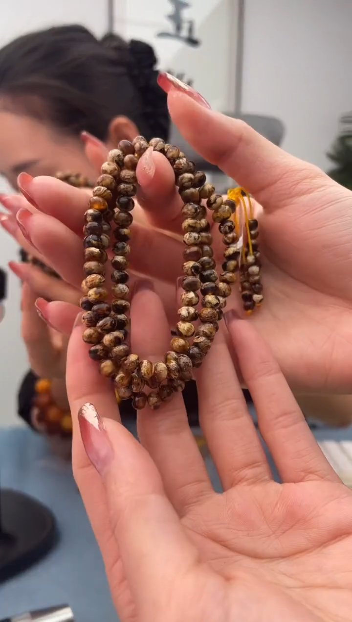 【闪购商品】琥珀珠宝奇石未镶嵌，假一罚十6+