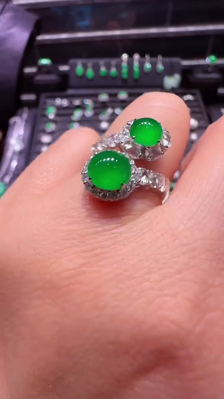 【闪购商品】翡翠戒指18K金镶嵌戒指