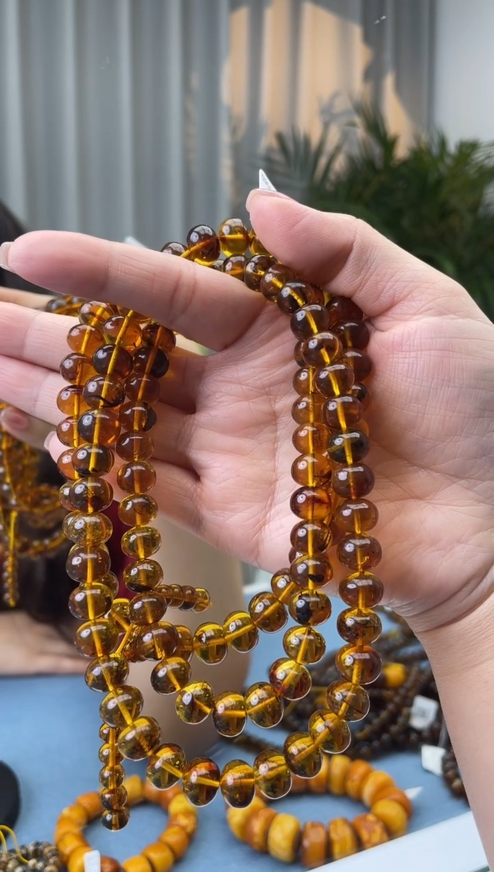 【闪购商品】琥珀珠宝奇石未镶嵌假一罚十，多样性发一件010