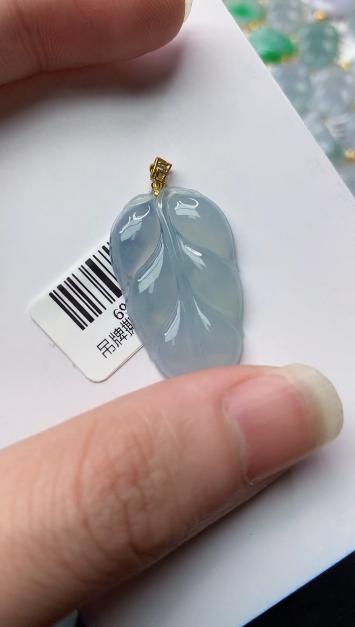【闪购商品】翡翠颈饰18K金镶嵌48..........