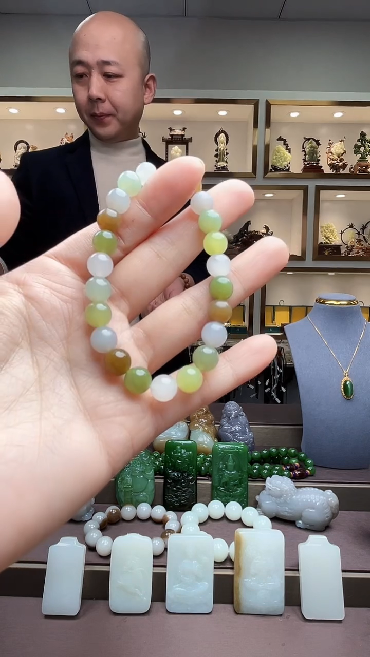 【闪购商品】和田玉颈饰未镶嵌苏