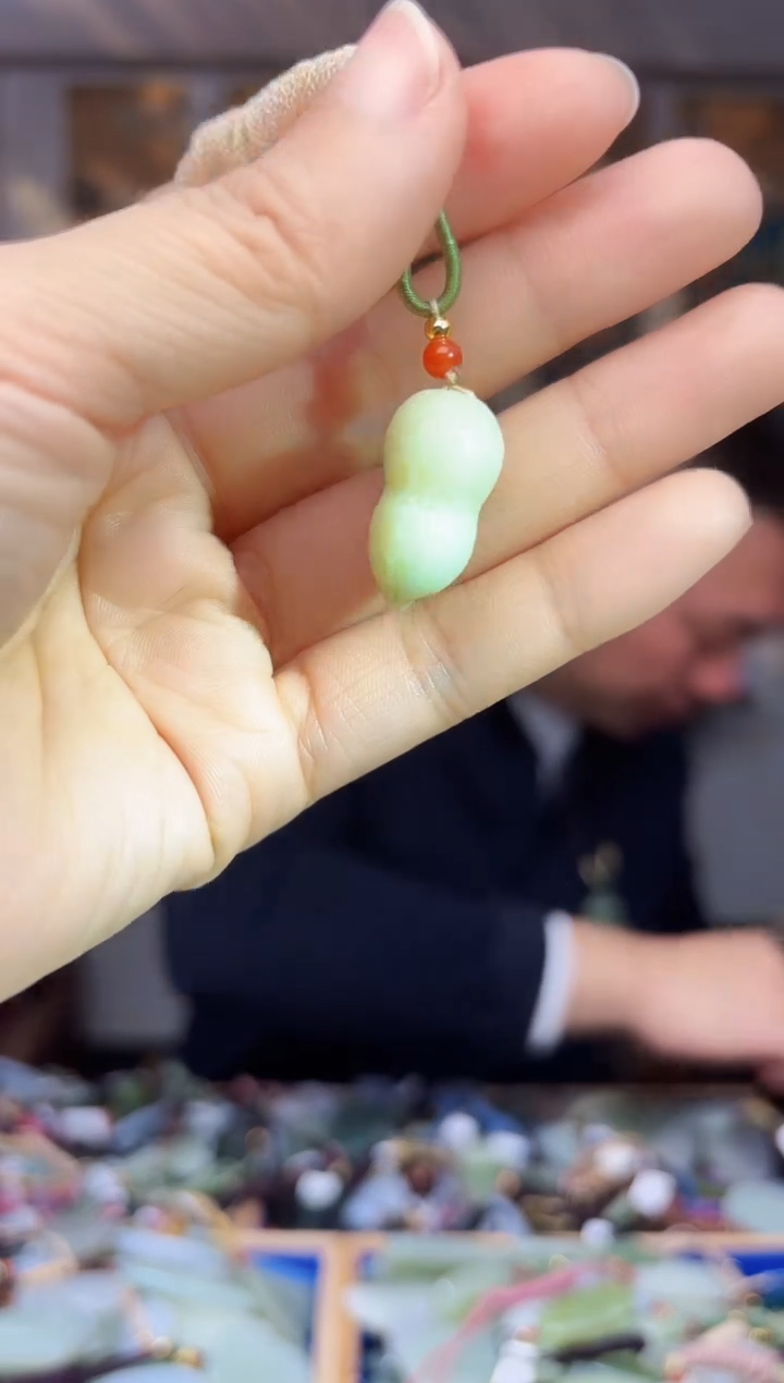 【闪购商品】和田玉挂件未镶嵌拍一发一