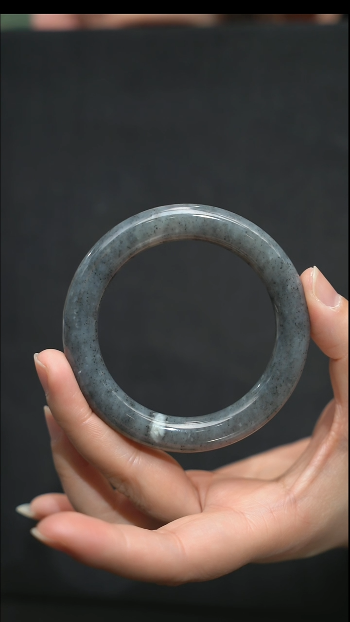 颈饰未镶嵌和田玉57.5圈口