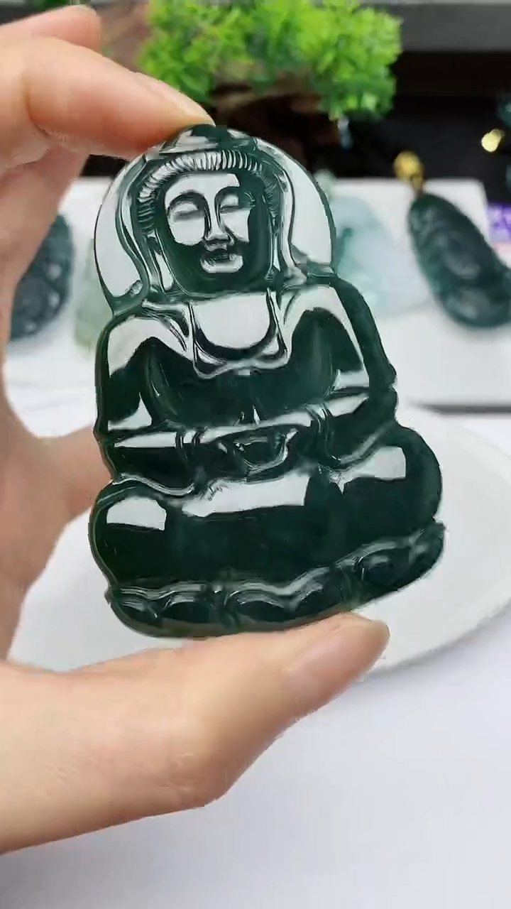 【闪购商品】翡翠颈饰未镶嵌