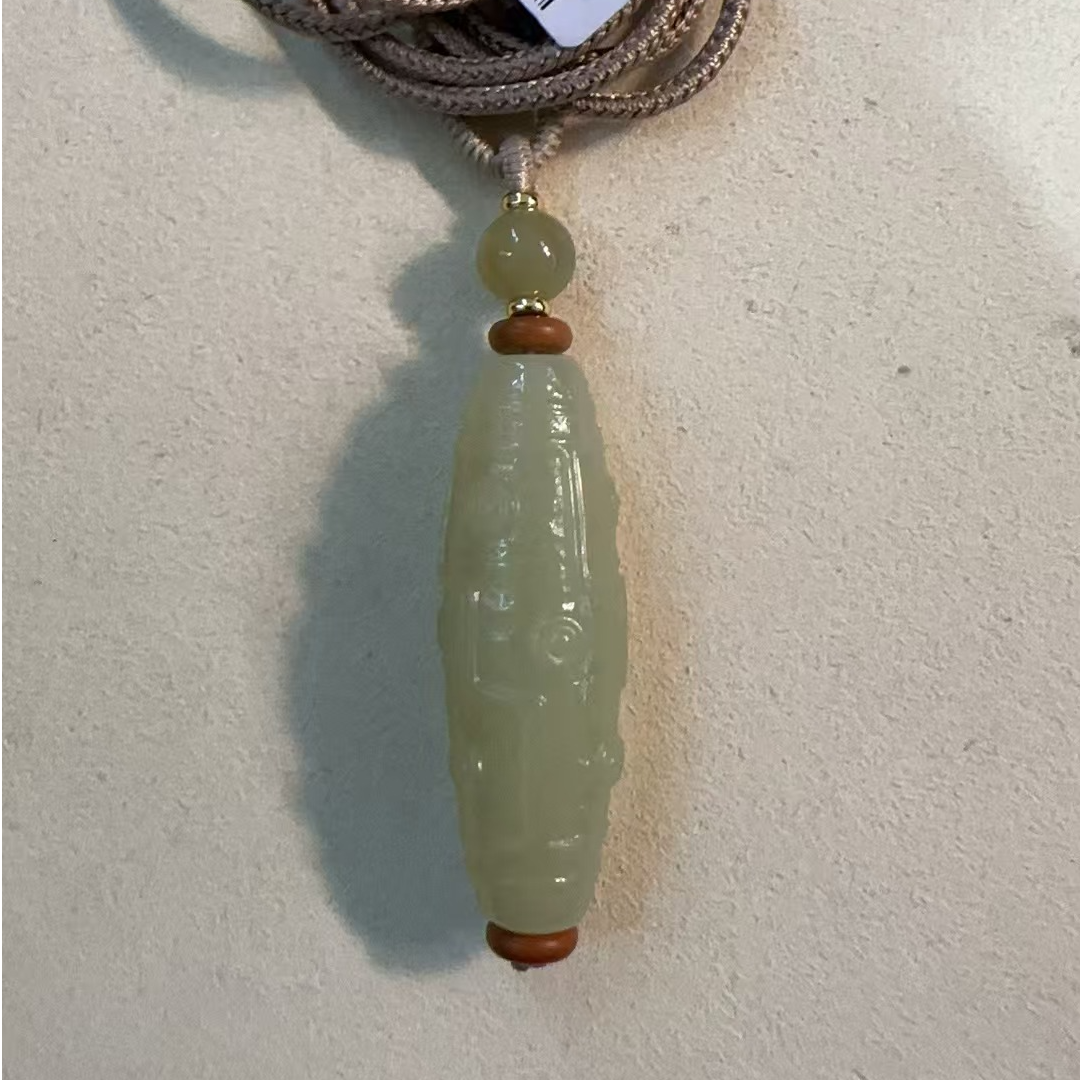 现货和田玉挂件ZY0000010