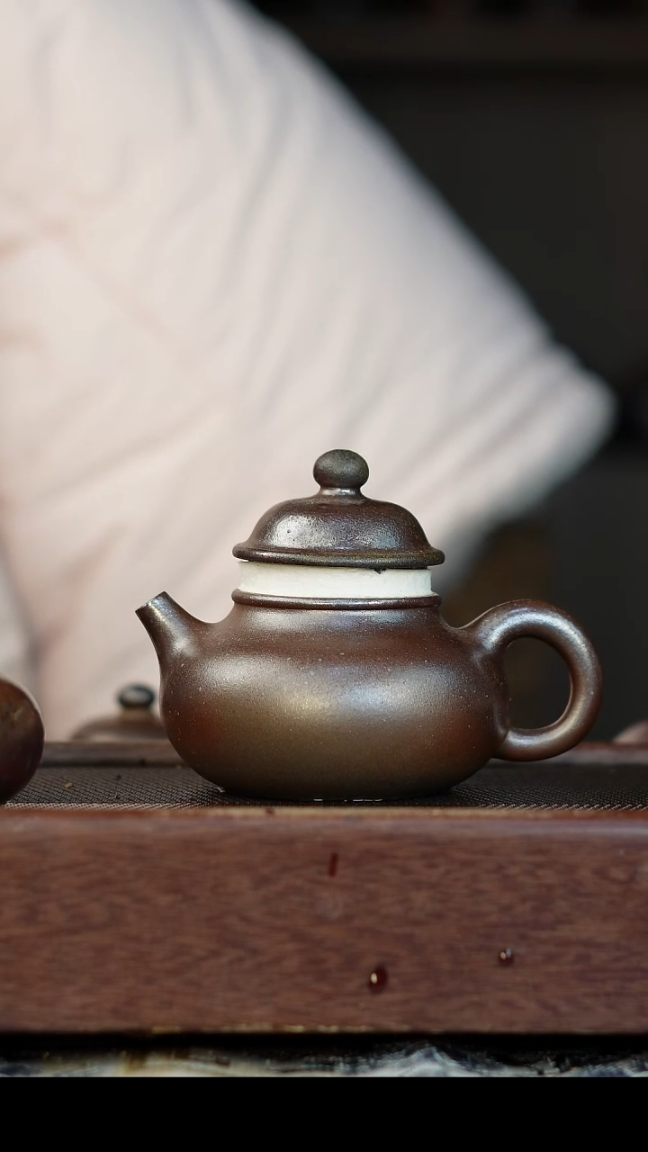 茶壶紫砂以**愚柴烧紫砂 天青容天200cc