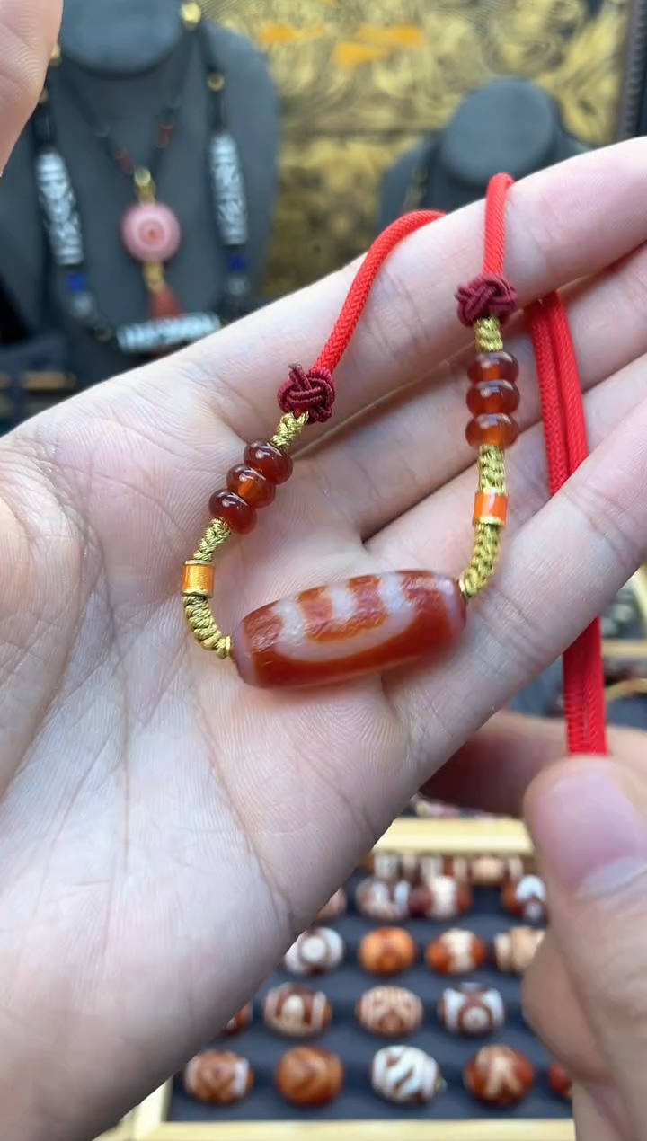 【闪购商品】玛瑙/玉髓项链未镶嵌美泓红肉大鹏锁骨链