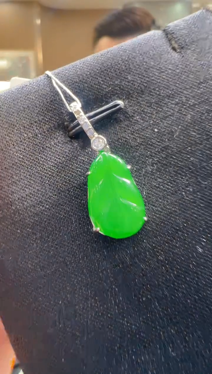 吊坠(不含链)未镶嵌翡翠天然A货翡翠多样性发一