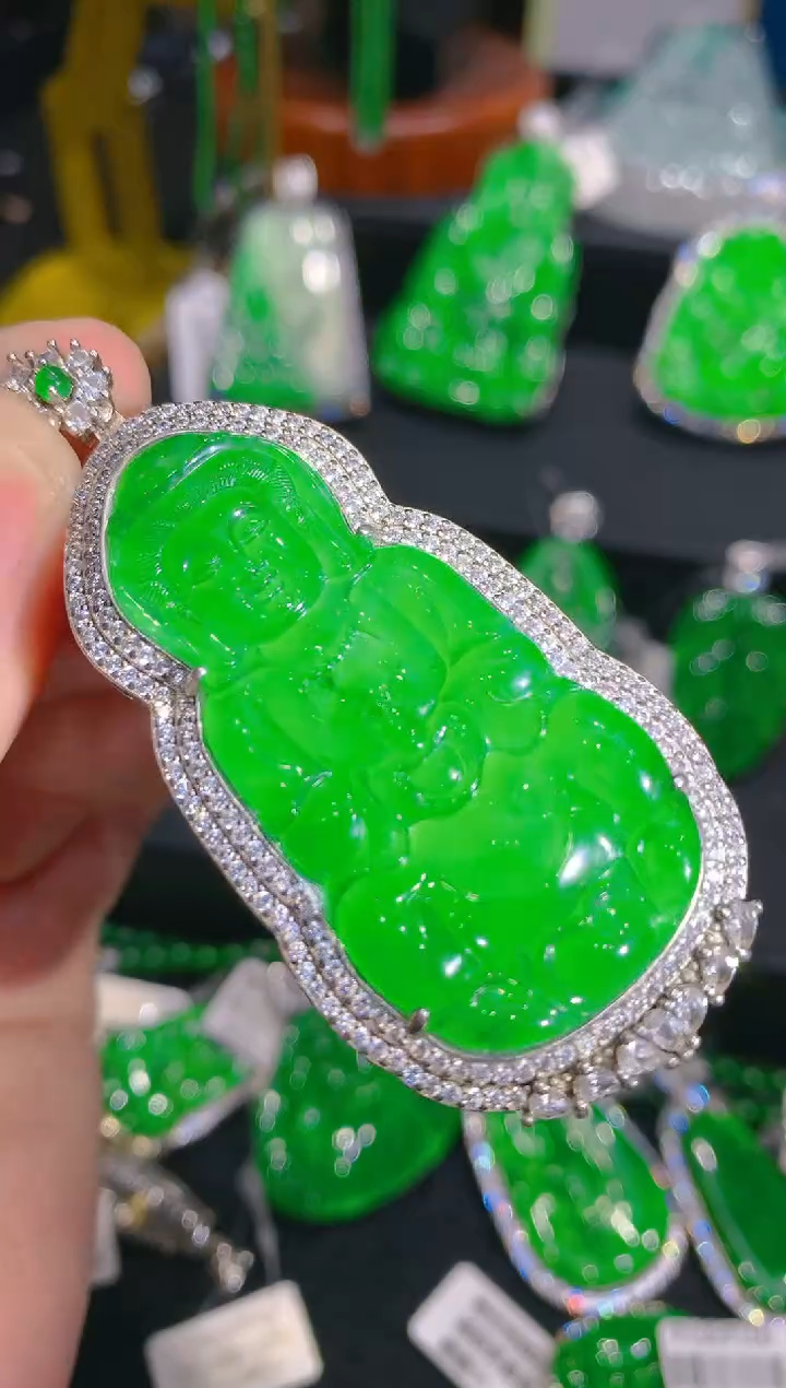 【闪购商品】翡翠颈饰银S925镶嵌88一季