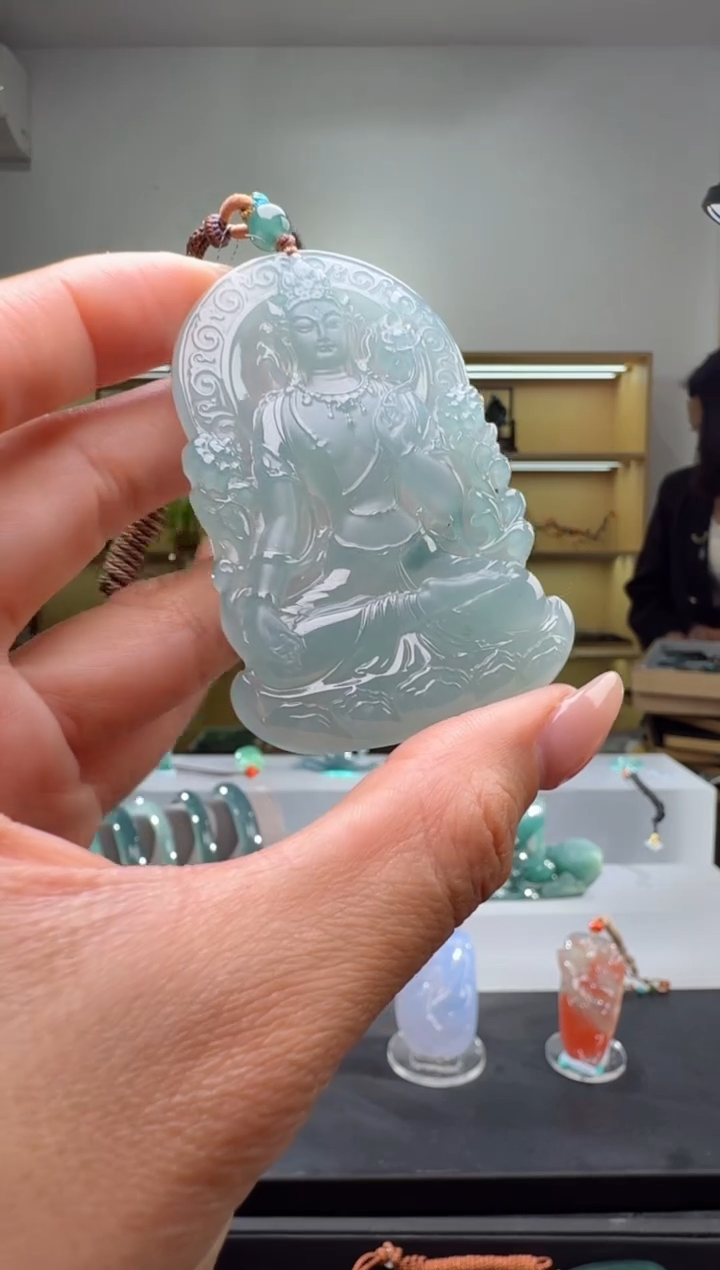 吊坠(不含链)未镶嵌翡翠观音