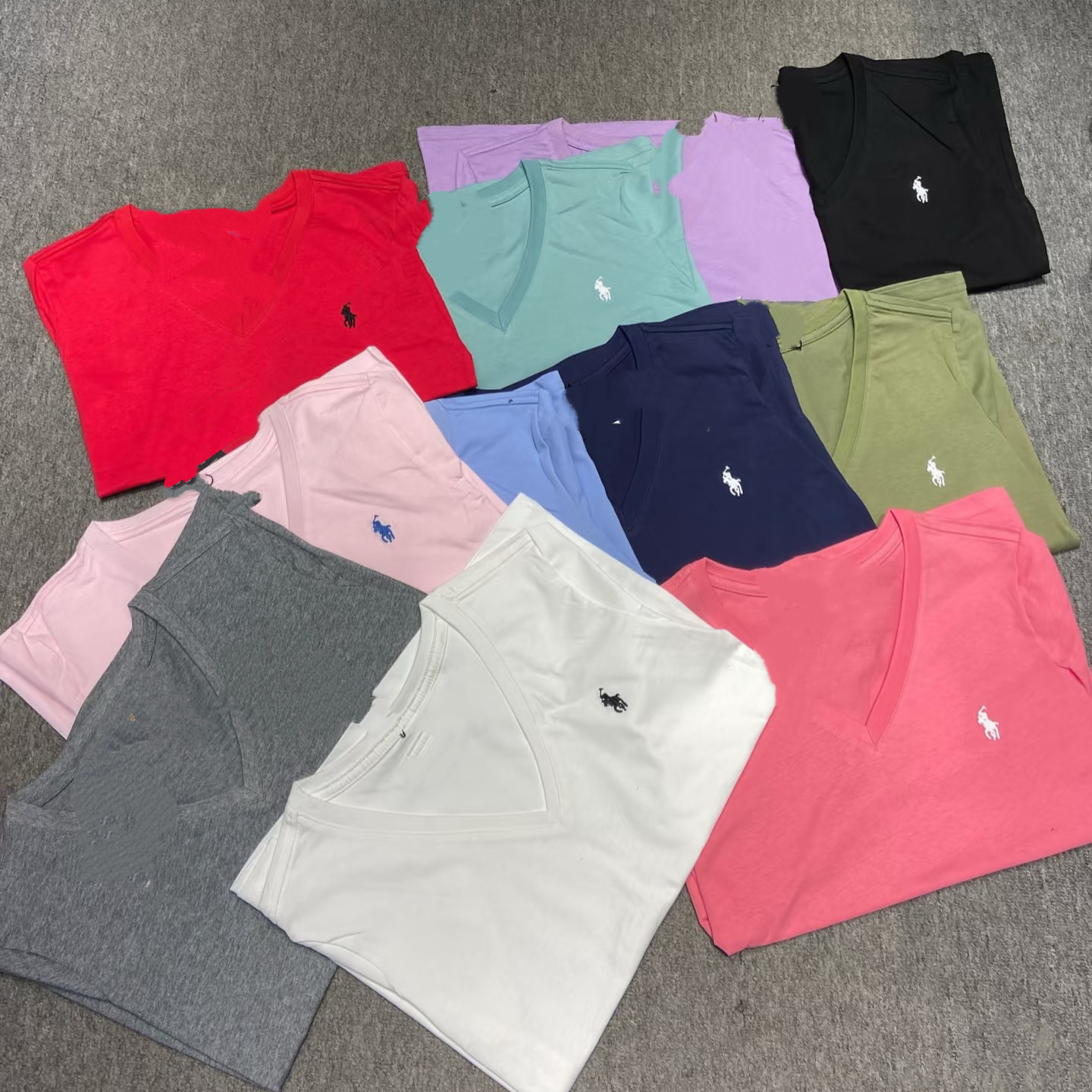 【陈元一】V领T恤女