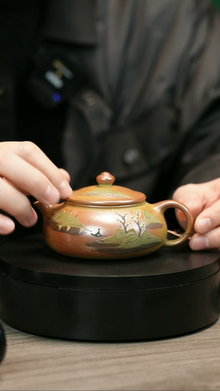 茶壶紫砂专****脸H2037李小琴堆绘江南寒江