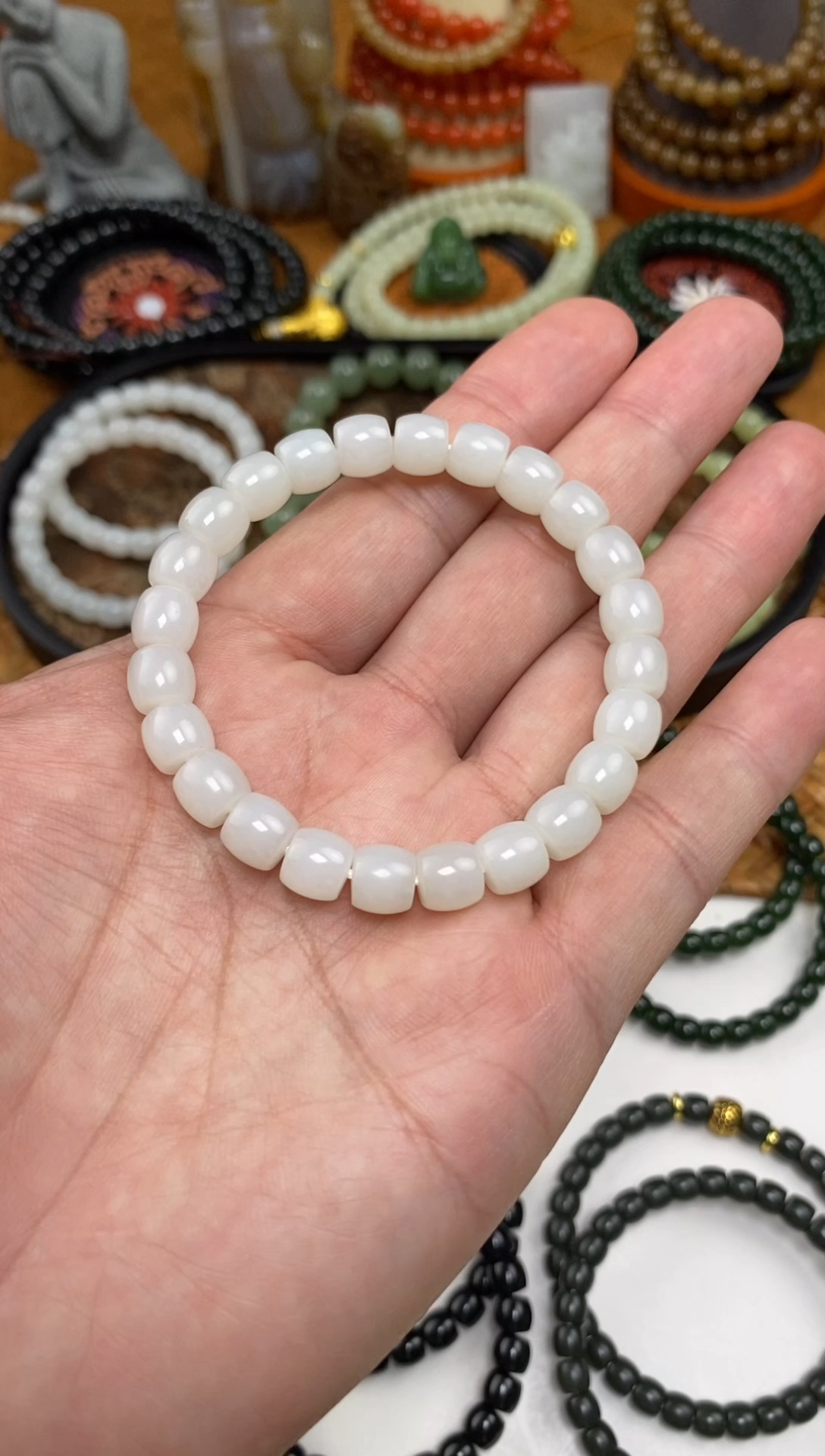 颈饰未镶嵌和田玉手串